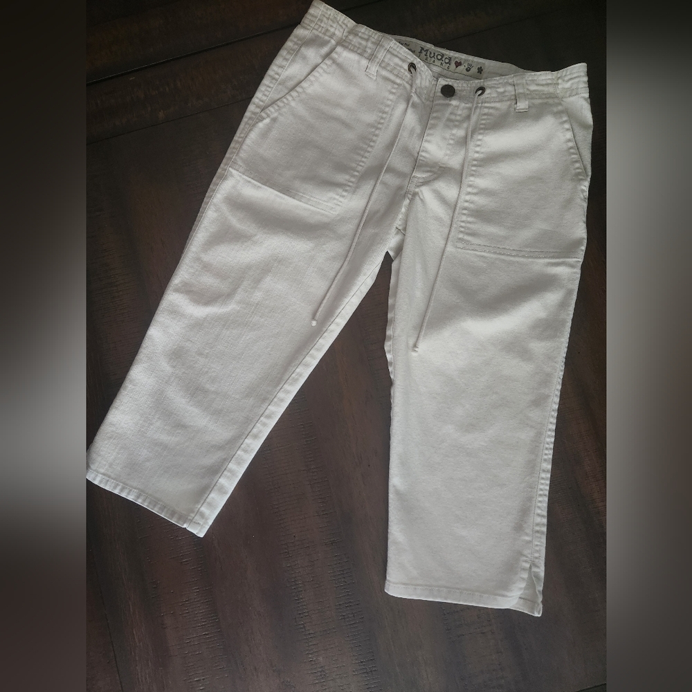 Cream Vintage Y2K Mudd Capris With Pockets Sz 4